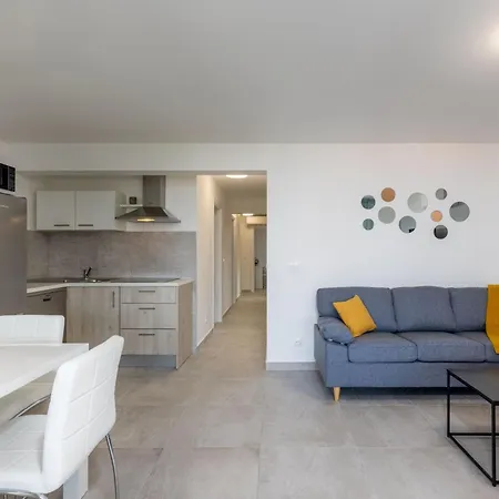 Апартаменты Moderne In Crikvenica Mit Pool By Interhome *