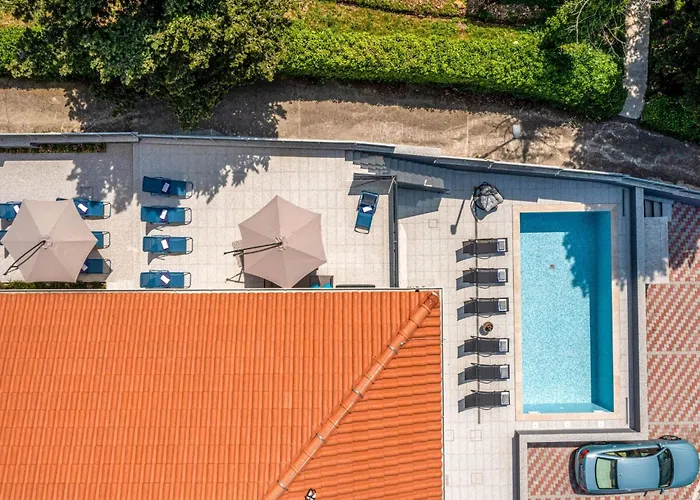 Moderne In Crikvenica Mit Pool By Interhome Апартаменты *