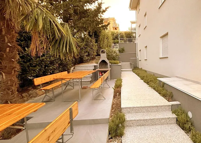 Апартаменты Moderne In Crikvenica Mit Pool By Interhome *
