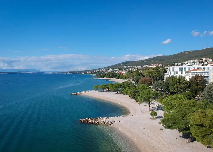 Moderne In Crikvenica Mit Pool By Interhome Апартаменты